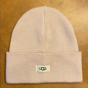 UGG BEANIE